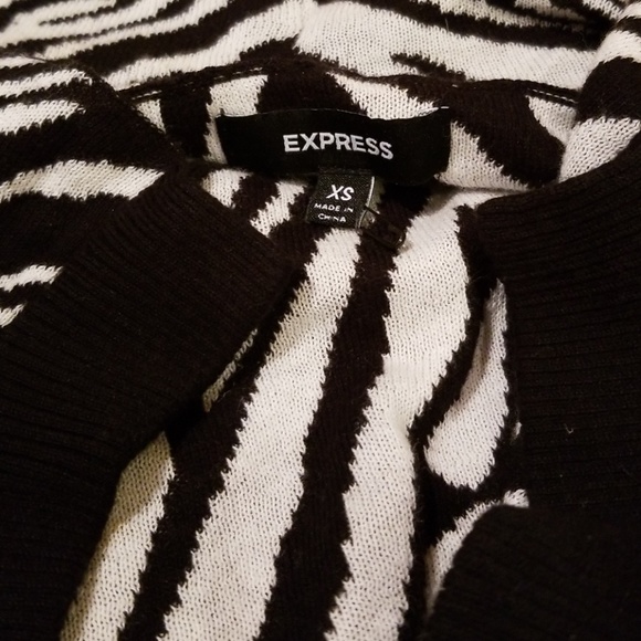 Express Cardigan - Picture 2 of 2